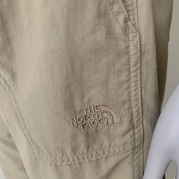 THE NORTH FACE Long Hiking Shorts Capris Nylon Quick Dry Khaki Tan Trail - Picture 12 of 15